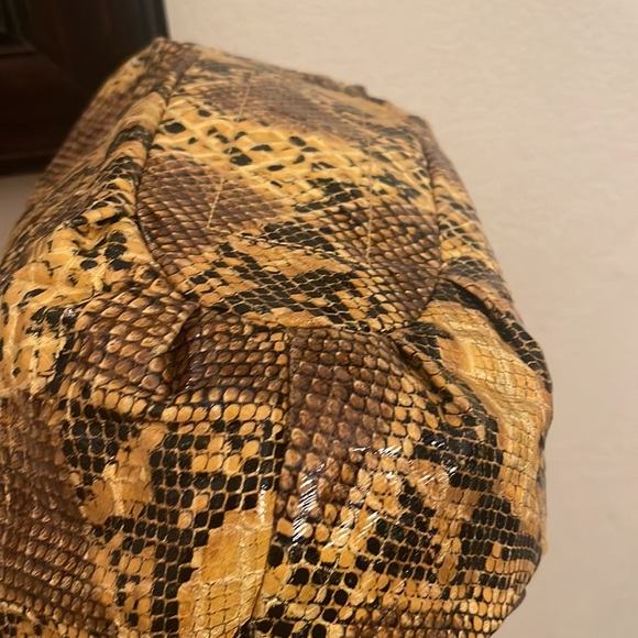 Kathy Van Zeeland please check all picture of condition - Picture 11 of 16